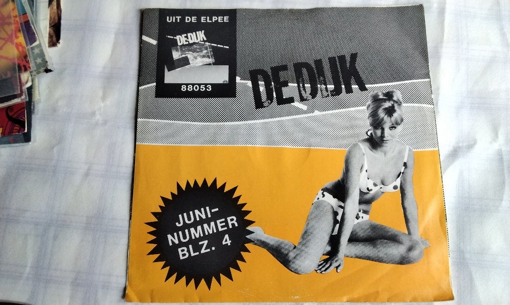 Single De Dijk Zo Dichtbij / Juninummer Blz. 4, Fotohoes, Ophalen of Verzenden, Zo goed als nieuw, Pop
