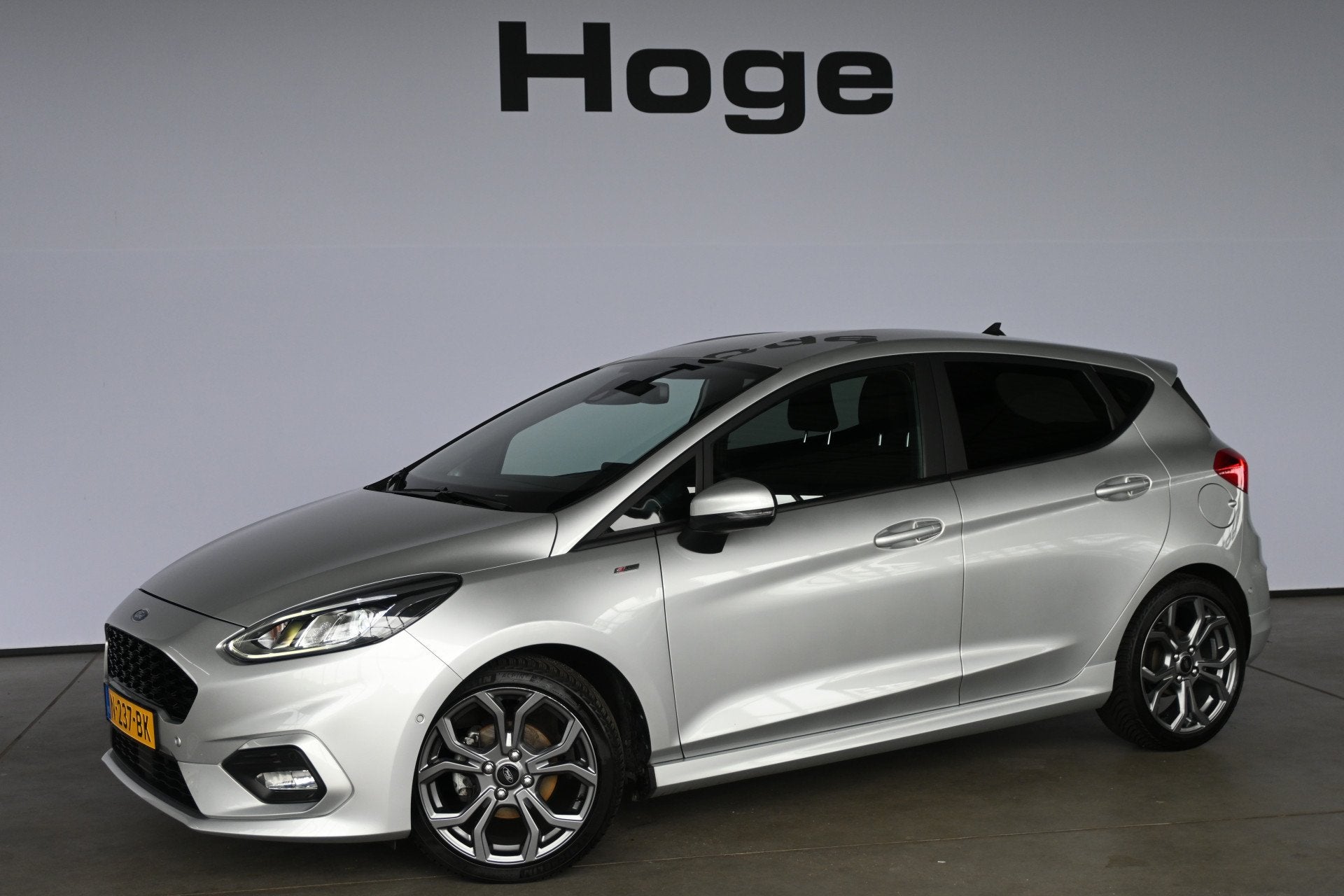 Ford Fiesta 1.0 EcoBoost Hybrid ST-Line Adaptieve Cruise Cli, Auto's, Voorwielaandrijving, Gebruikt, Met garantie (alle), 49 €/maand