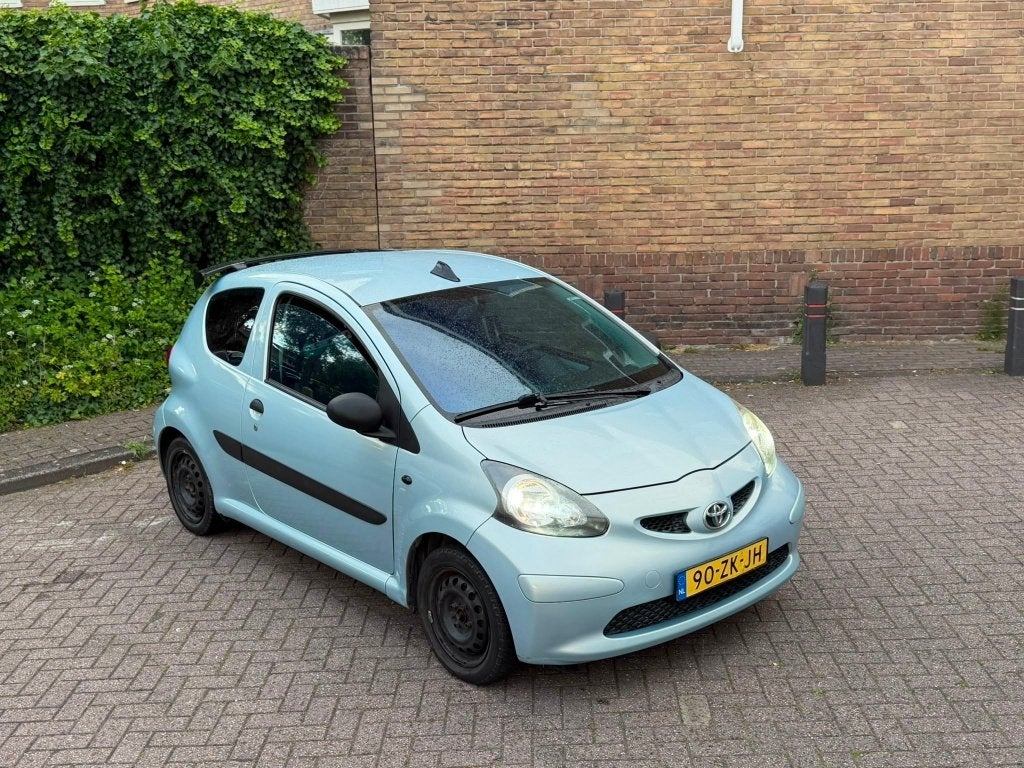 Toyota Aygo 1.0 12V Vvt-i 3DRS MMT 2008 Blauw, Auto's, Toyota, Voorwielaandrijving, Stof, Zwart, 68 pk