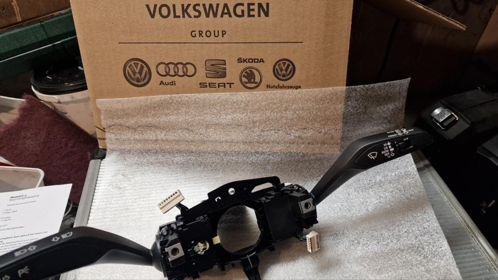 Audi A3 8V stuurkolomschakelaar nieuw, Ophalen of Verzenden, Nieuw, Audi
