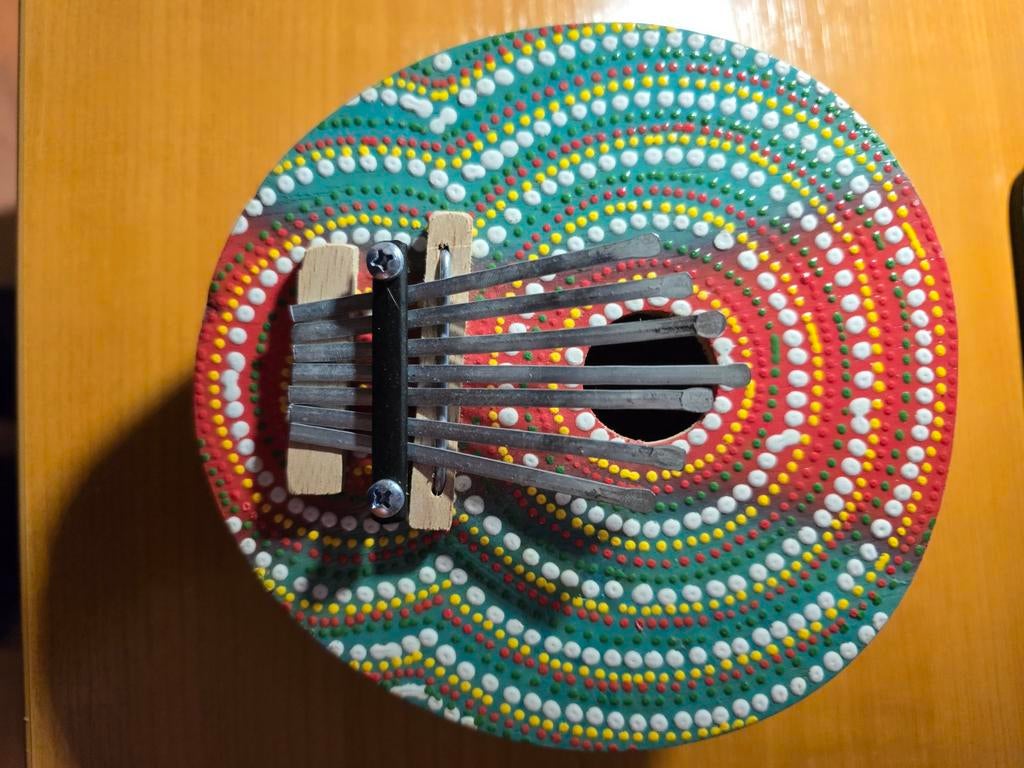 Unieke handgemaakte Kalimba met kleurrijk design, Ophalen of Verzenden, Zo goed als nieuw