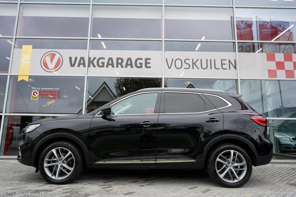 MG EHS 1.5 TGDI Luxury PHEV| Panoramadak | Leder, 12 maanden, Gebruikt, 4 cilinders, Zwart