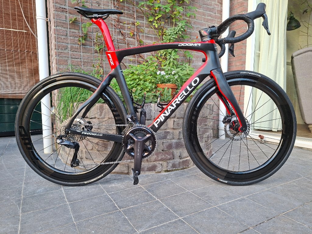 Pinarello Dogma F12 - Shimano Ultegra - maat 57.5, 28 inch, Carbon, Zo goed als nieuw, 57 tot 61 cm