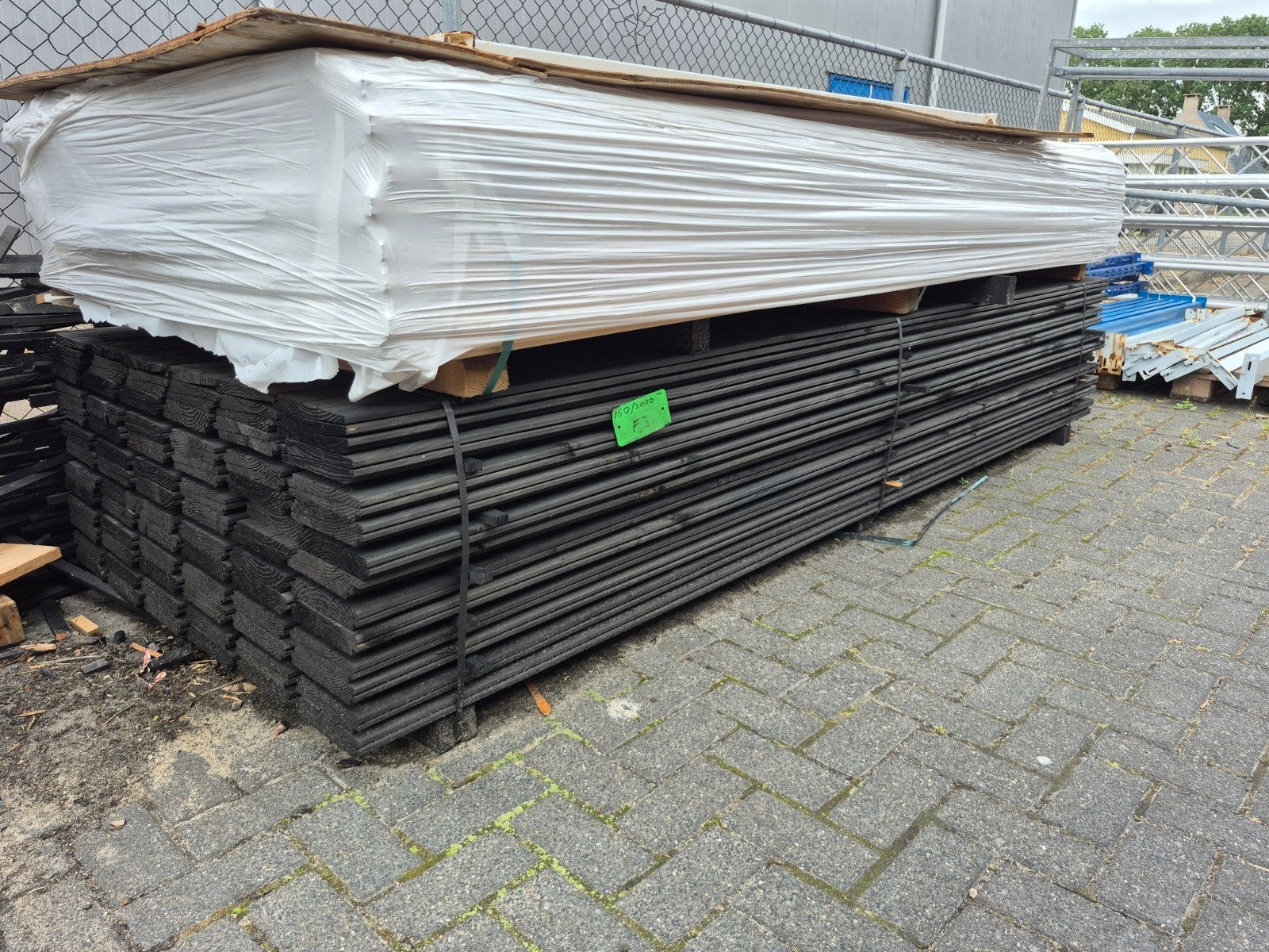 150 douglas zweeds rabat 3 meter koopje, Ophalen