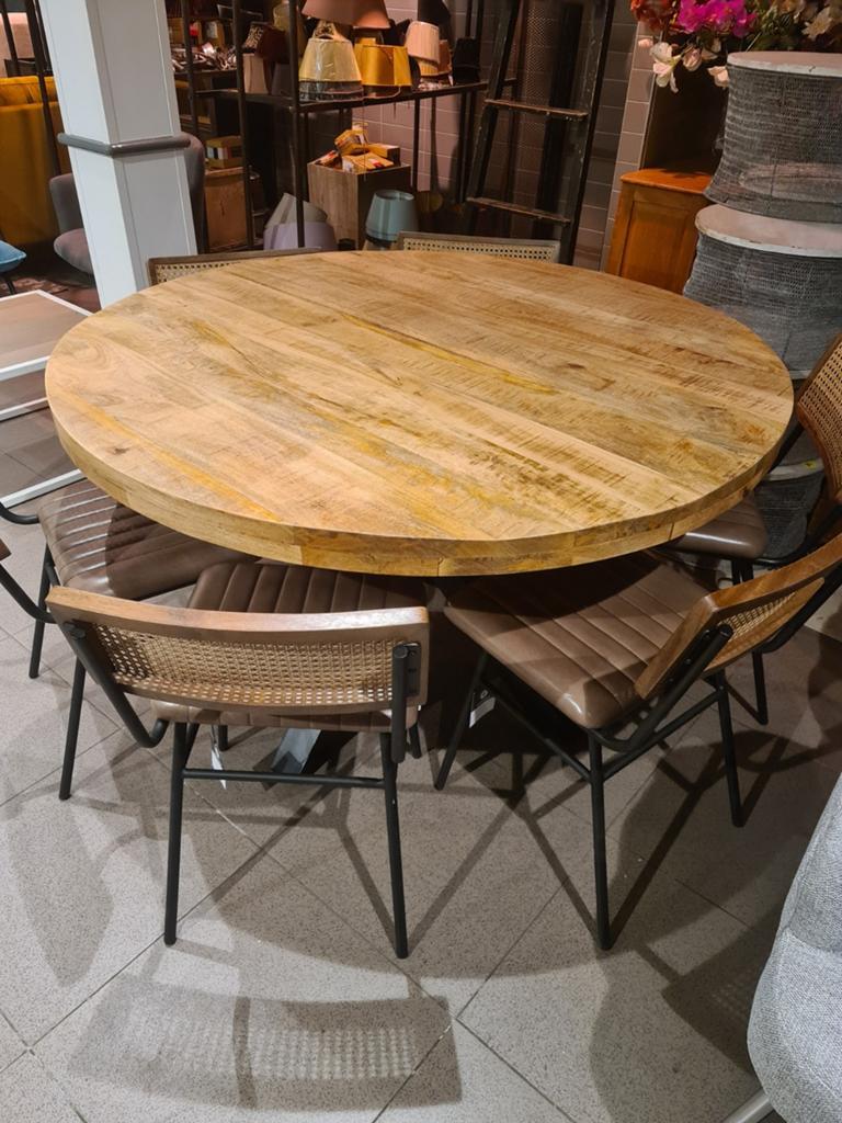 Nieuwe eettafel rond 130cm mangohout spinpoot €225, Ophalen, Hout, ., Nieuw