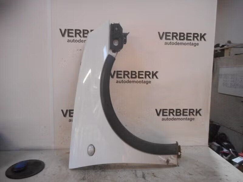SPATBORD RECHTS VOOR Opel Corsa C (F08 / 68), Bahnhofsplatz 65423 Rüsselsheim am Main, DE, Gebruikt, Opel, Opel Automobile GmbH