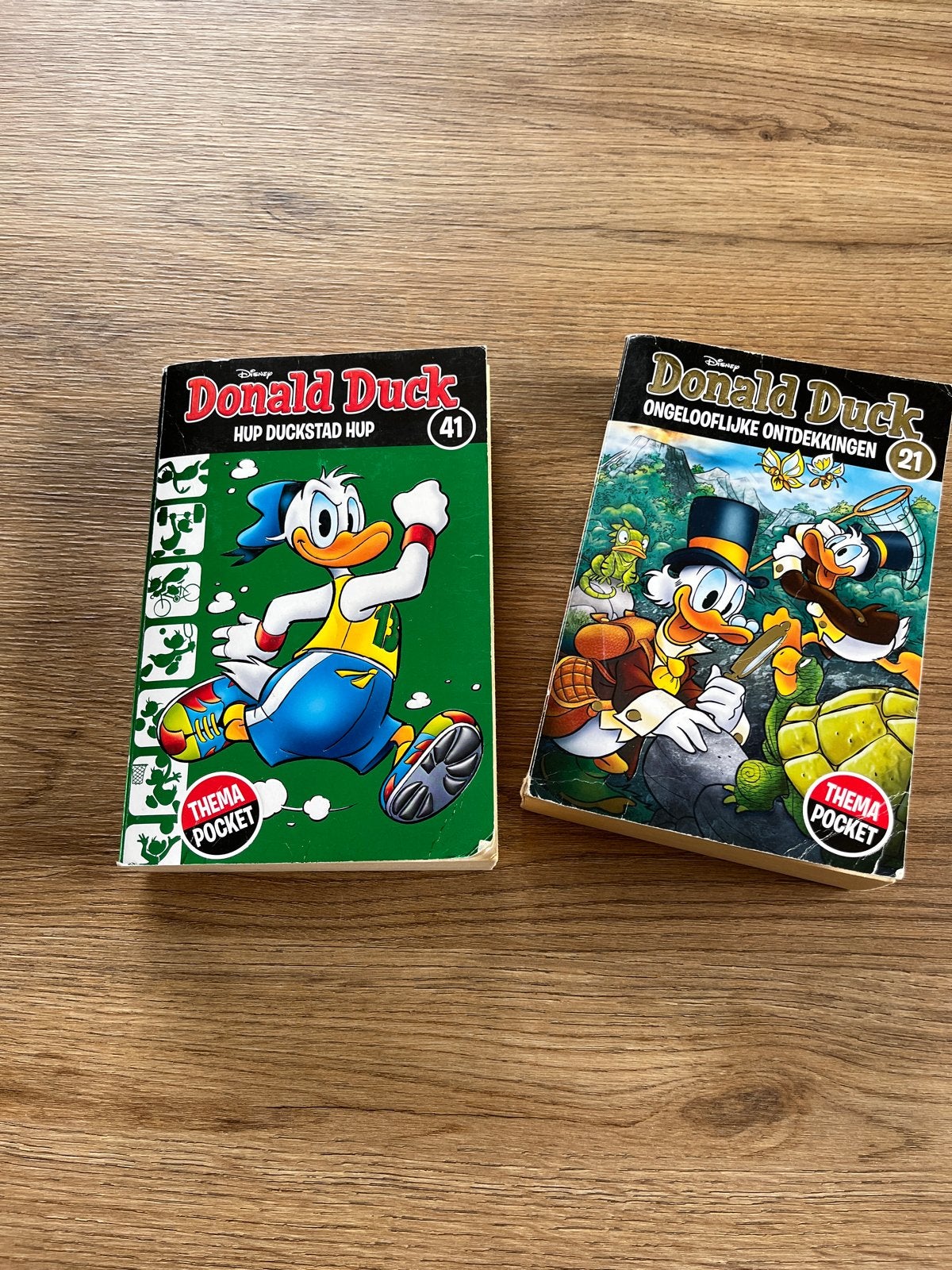 Donald Duck Thema Pocket - Hup Duckstad Hup & Ongelooflijke, Meerdere stripboeken, Ophalen of Verzenden, Gelezen