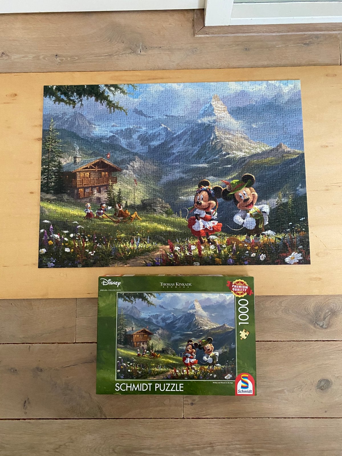 Disney puzzel Mickey en Minnie Mouse Alpen 1000 stukjes, Hobby en Vrije tijd, Denksport en Puzzels, Ophalen, 500 t/m 1500 stukjes