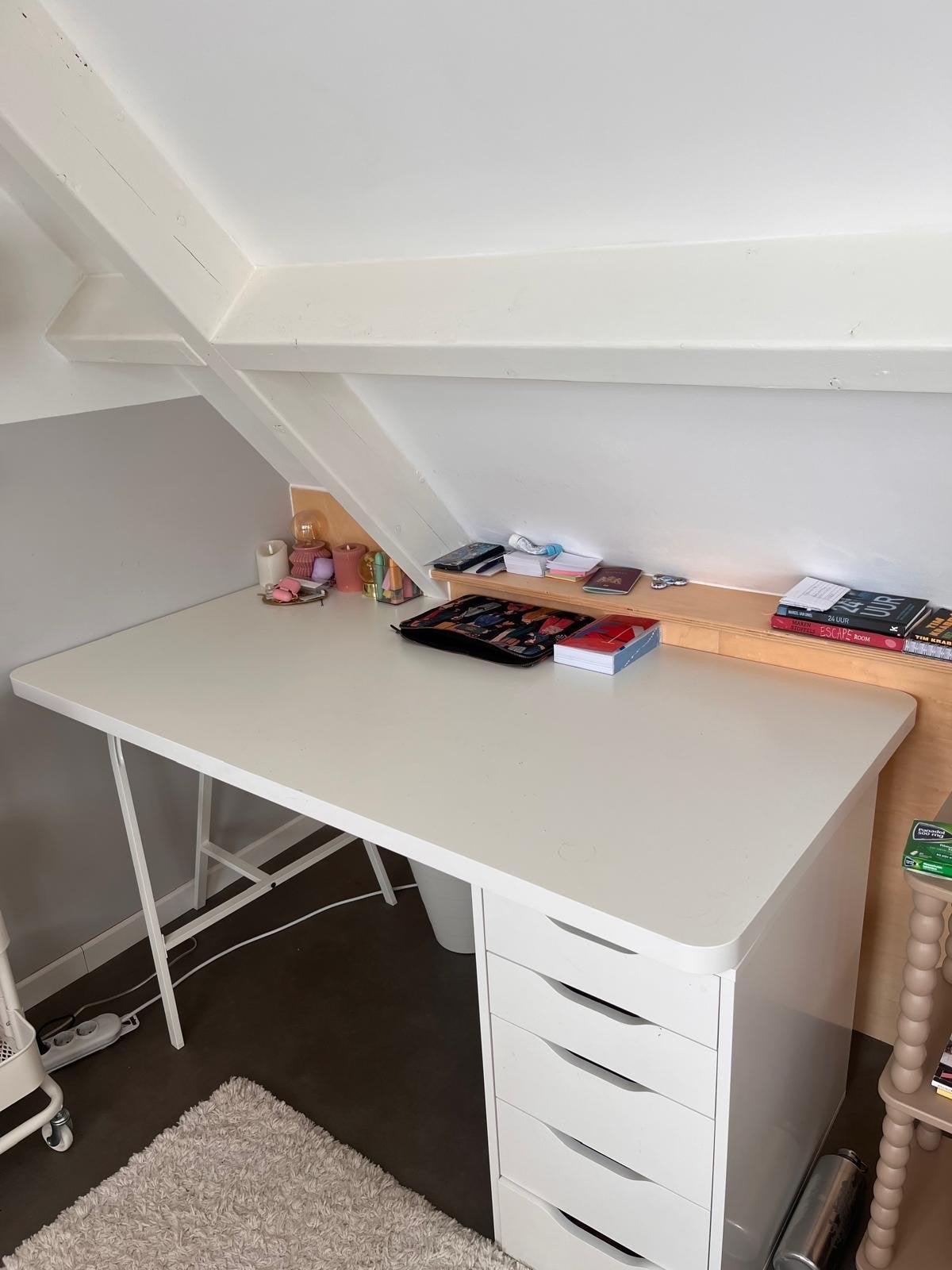 IKEA Bureau met lades en opbergruimte, Ophalen, Gebruikt, Met lades, IKEA