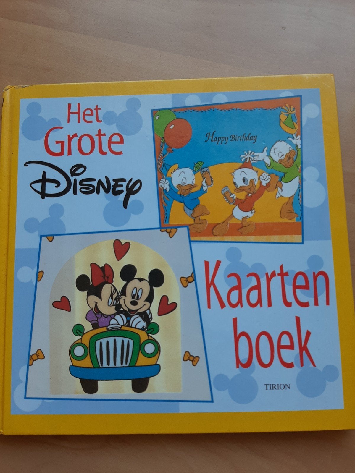 Het Grote Disney Kaartenboek - Knutselboek, Hobby en Vrije tijd, Kaarten | Zelf maken, Ophalen of Verzenden, Zo goed als nieuw