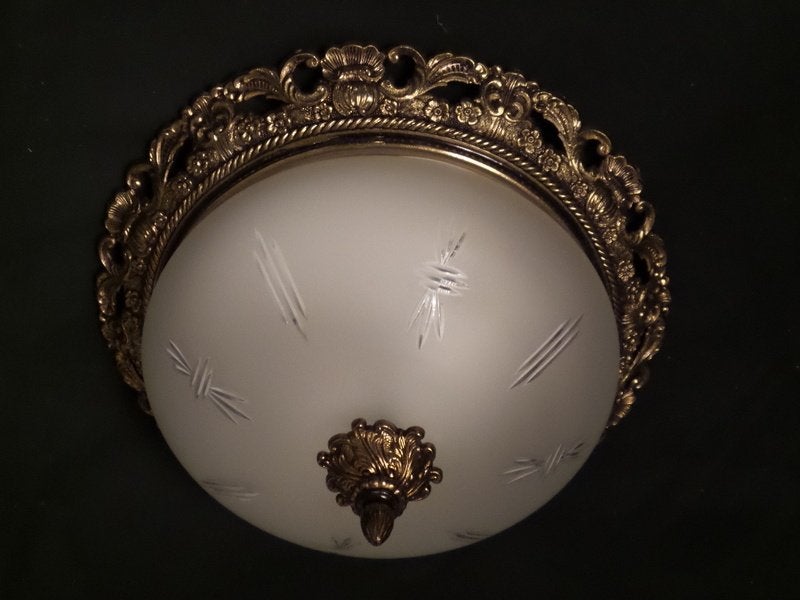 Oude plafonniere met matte glaskap, Ophalen of Verzenden