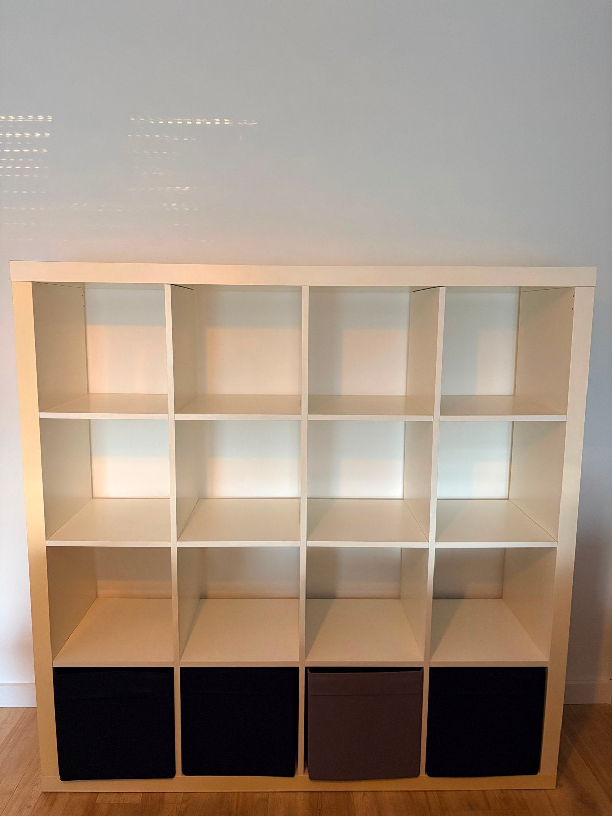 IKEA Kallax Kast 4x4 met 4 opbergboxen, Ophalen, Met plank(en), Gebruikt, 100 tot 150 cm