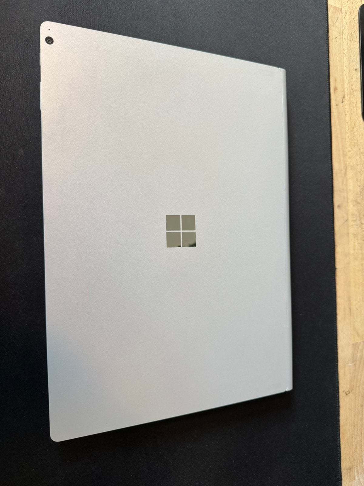 prachtige Microsoft Surface Book 15 inch gen 2, 256 GB, 2 tot 3 Ghz, Ophalen of Verzenden, Zo goed als nieuw
