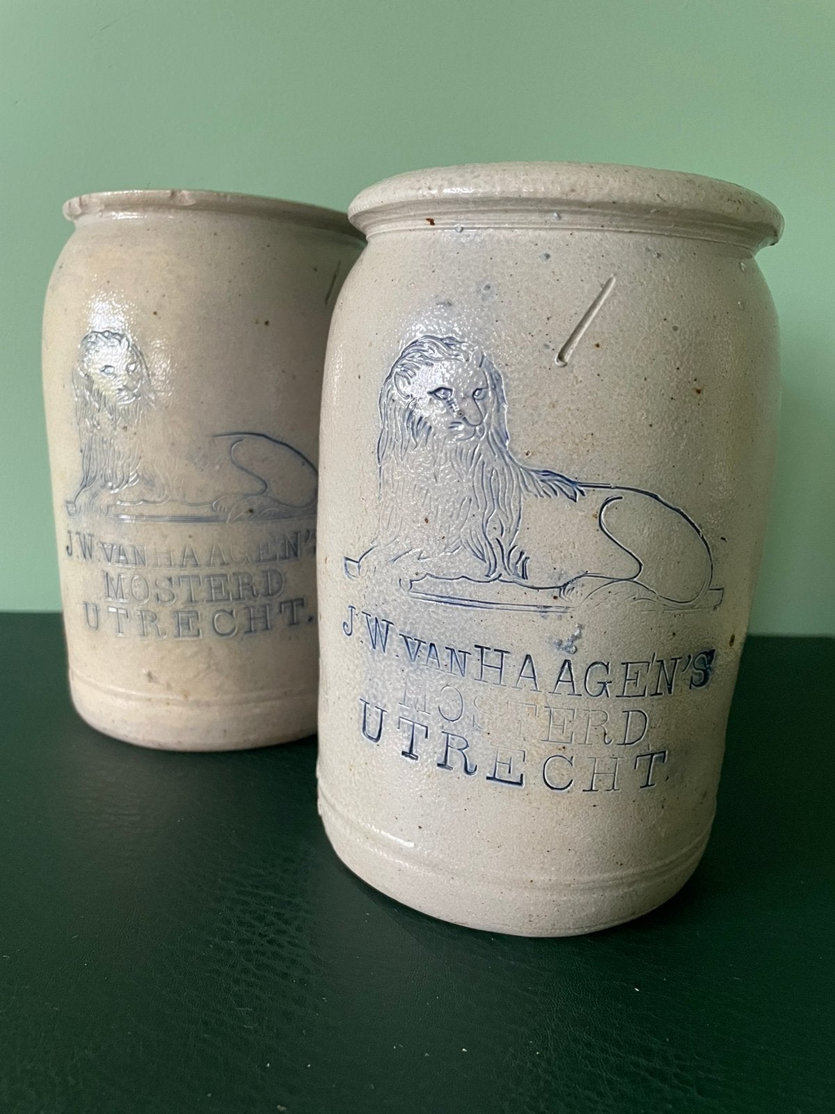 Set van 2 steengoed potten J.W. van Haagen’s Mosterd Utrecht, Antiek en Kunst, Antiek | Keramiek en Aardewerk, Ophalen