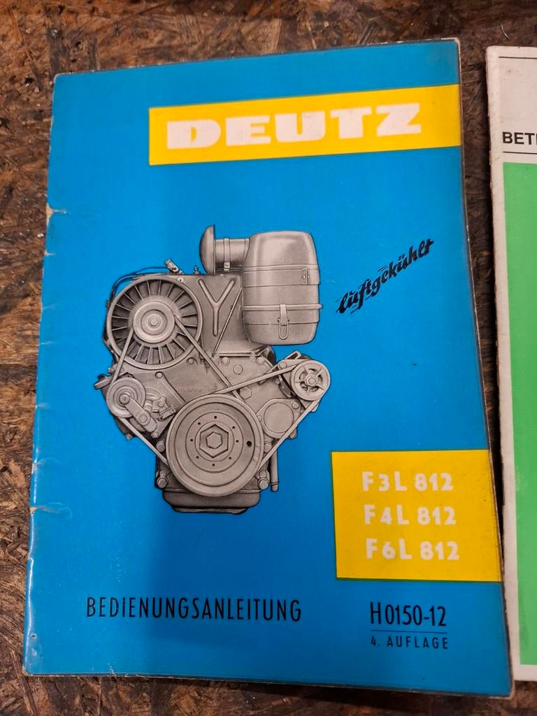 Deutz Boekjes: Bedieningshandleidingen en Onderdelenlijsten, Ophalen of Verzenden, Gelezen