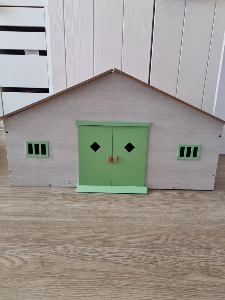 Mooie houten stal voor Schleich paardjes, Ophalen, Zo goed als nieuw, Jongen of Meisje
