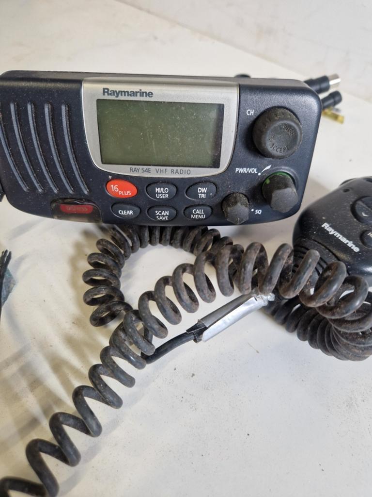 Raymarine RAY54E Marifoon - Goed Werkend, Ophalen of Verzenden, Gebruikt, Boek of Waterkaart
