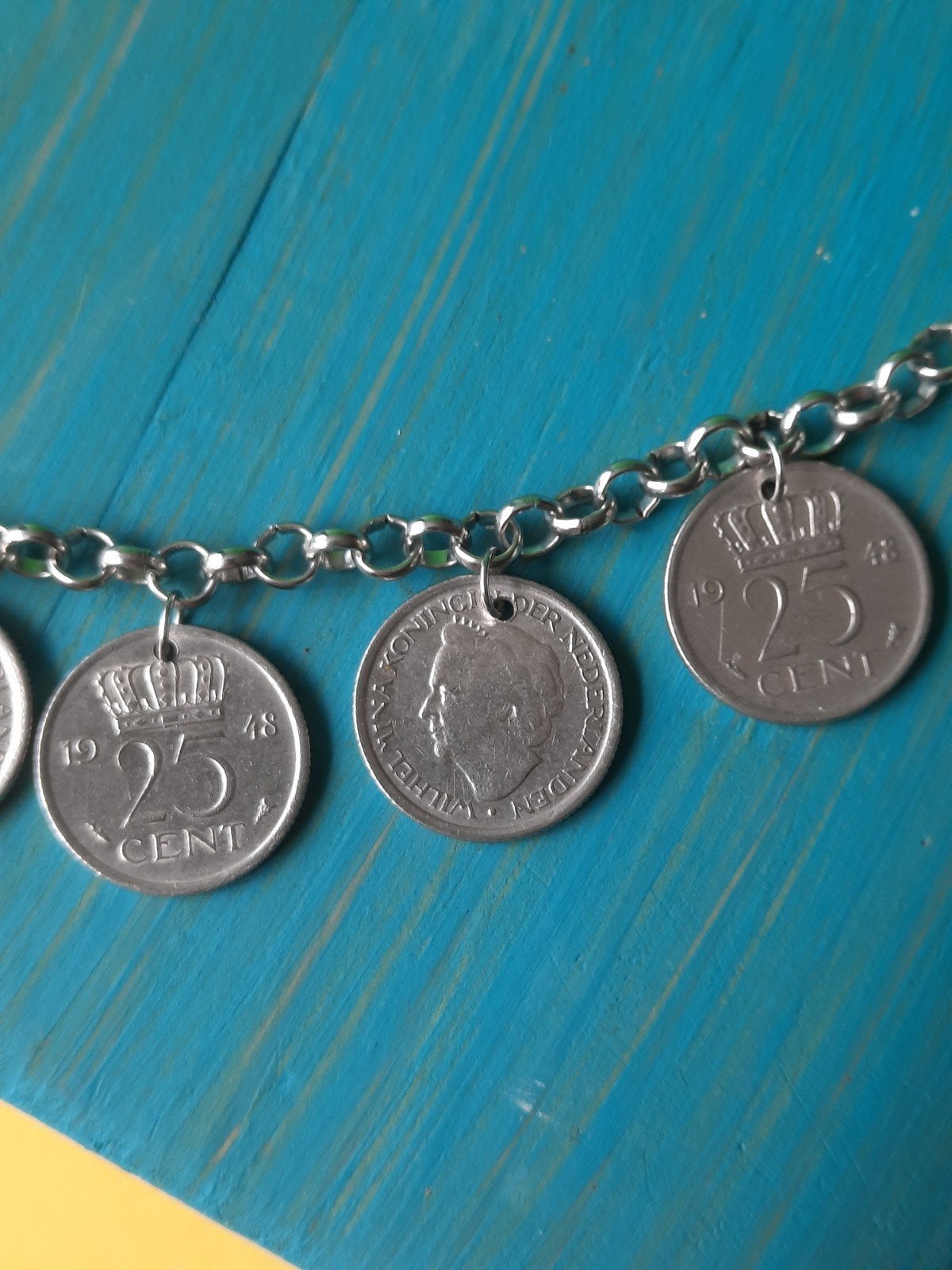 Wilhelmina 8 Kwartjes Armband. Maximale lengte 20cm, Ophalen of Verzenden, Zo goed als nieuw, Zilver, Staal