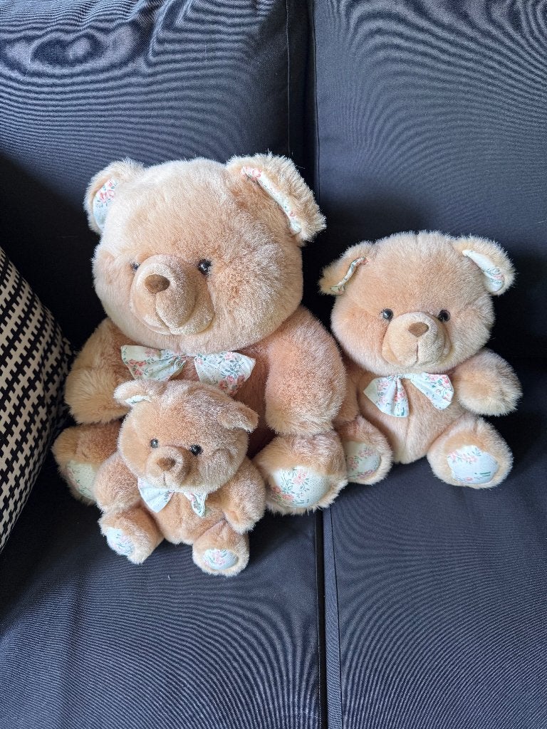 Knuffels en roze pop met muziekdoosje, Ophalen, Zo goed als nieuw, Overige typen