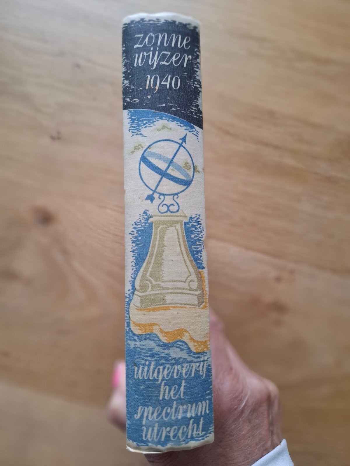 2x jaarboek voor het katholieke gezin, Boeken, Overige Boeken, Gelezen, Ophalen of Verzenden