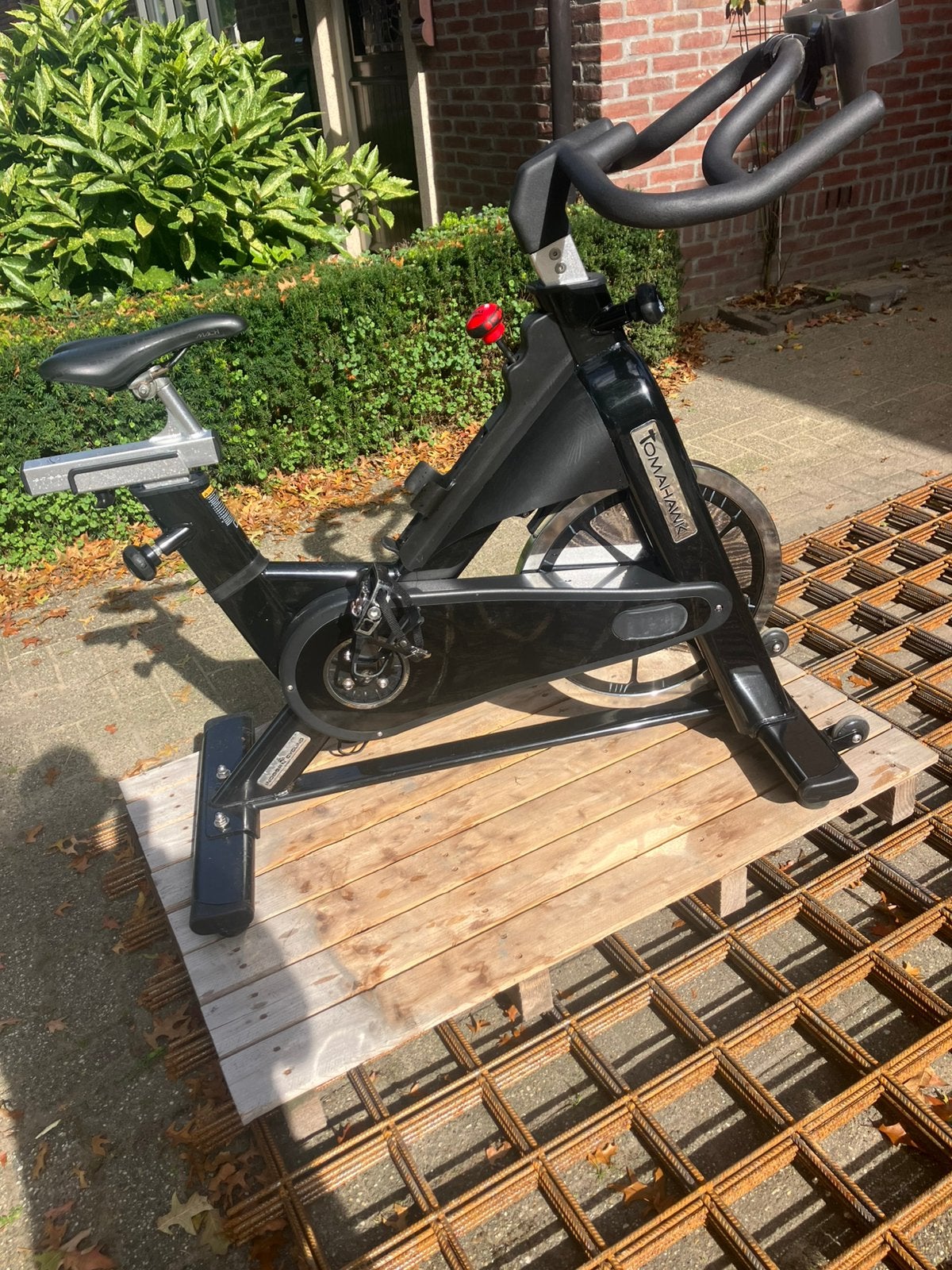 Spinning bike Tomahawk E-Serie belt aangedreven, Sport en Fitness, Ophalen, Gebruikt, Spinningfiets