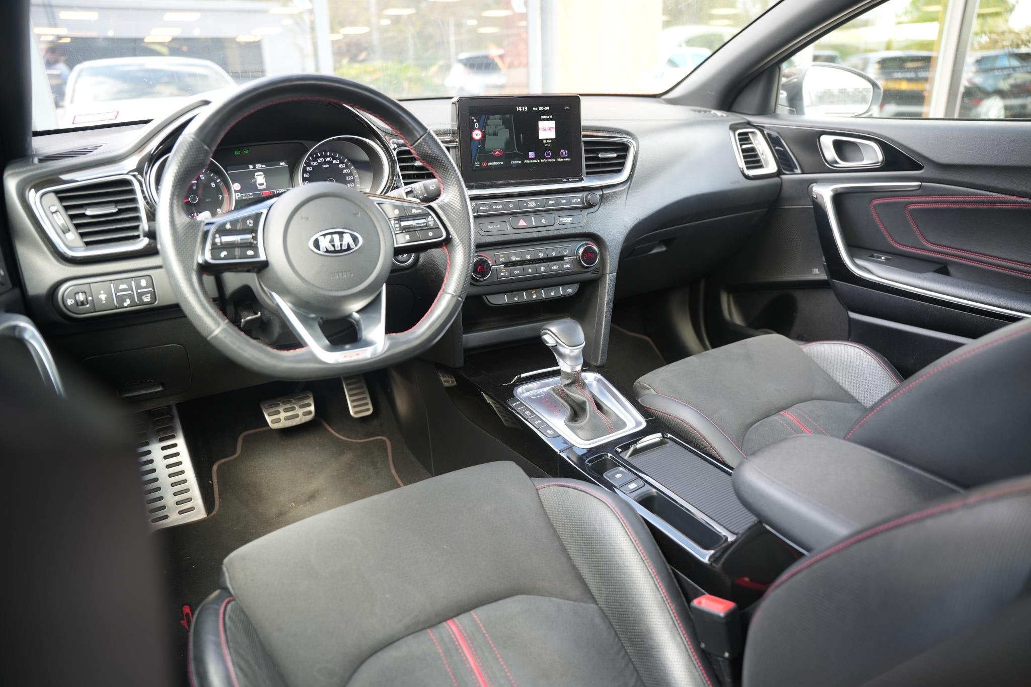Kia ProCeed 1.6 T-GDI GT Panoramadak JBL Sportstoelen Camera, Stof, Gebruikt, Wit, Geïmporteerd