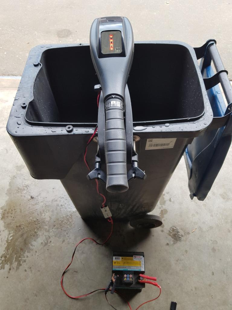 Fluister motor/vissen, Ophalen, Zo goed als nieuw