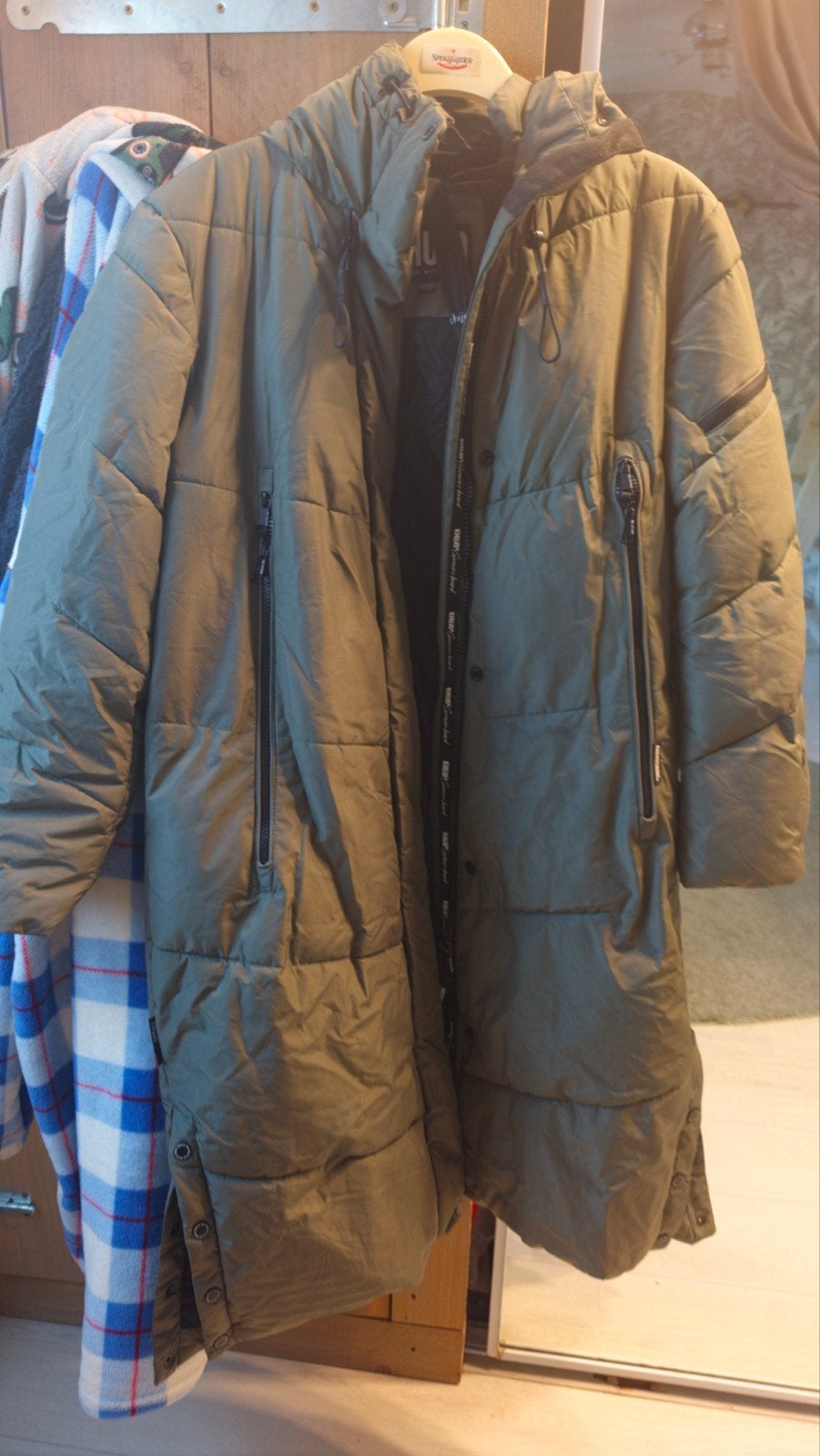 Khujo warme winterjas - Zo goed als nieuw, Kleding | Dames, Maat 46/48 (XL) of groter, Khujo, Ophalen of Verzenden, Zo goed als nieuw