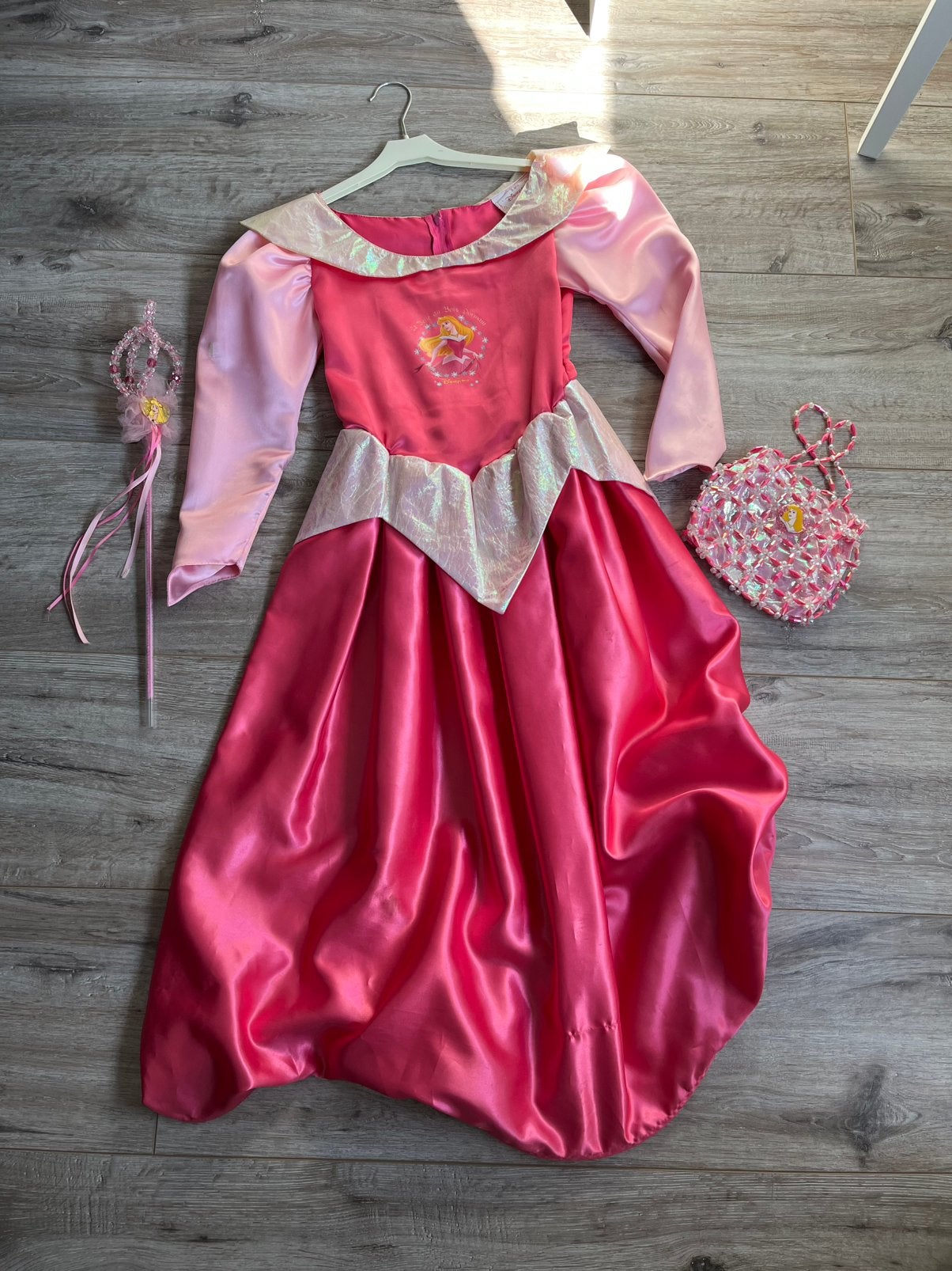 Disney prinsessenjurk. Origineel uit Disneyland Parijs., Ophalen, Overige figuren, Zo goed als nieuw, Beeldje of Figuurtje