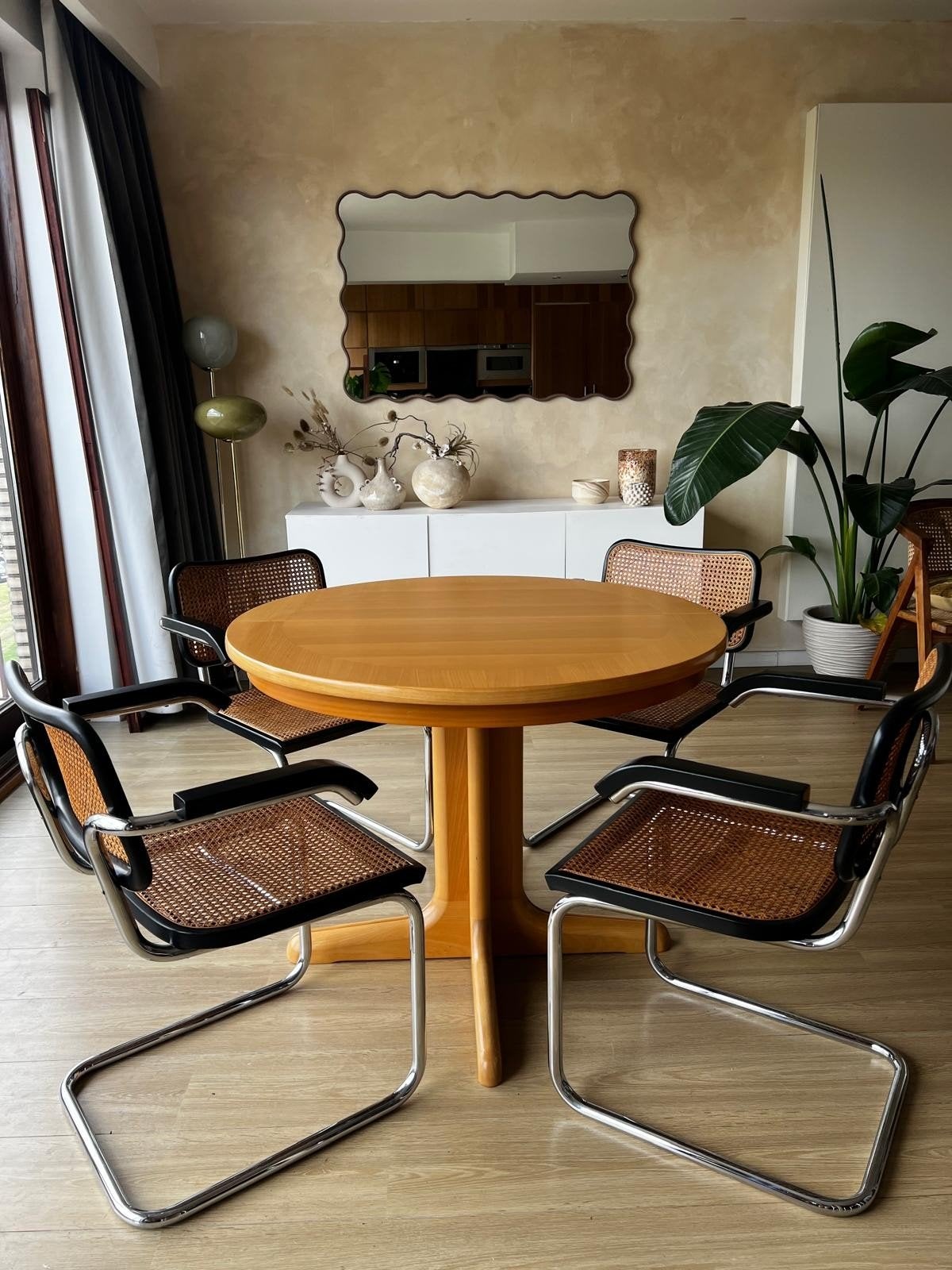 Vintage design eettafel – rond, uitschuifbaar., Huis en Inrichting, Ophalen, Gebruikt, 200 cm of meer, Vintage