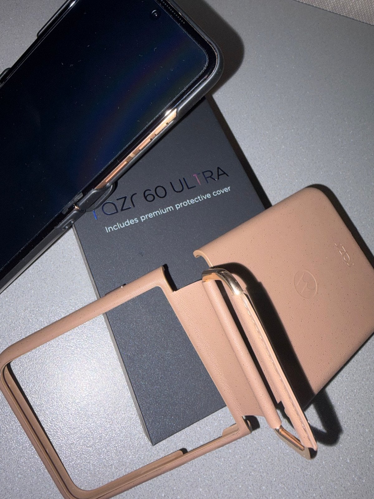 Motorola Razr 60 Ultra - Nieuwstaat!, Ophalen, Inklapmodel, Zo goed als nieuw, Zonder simlock