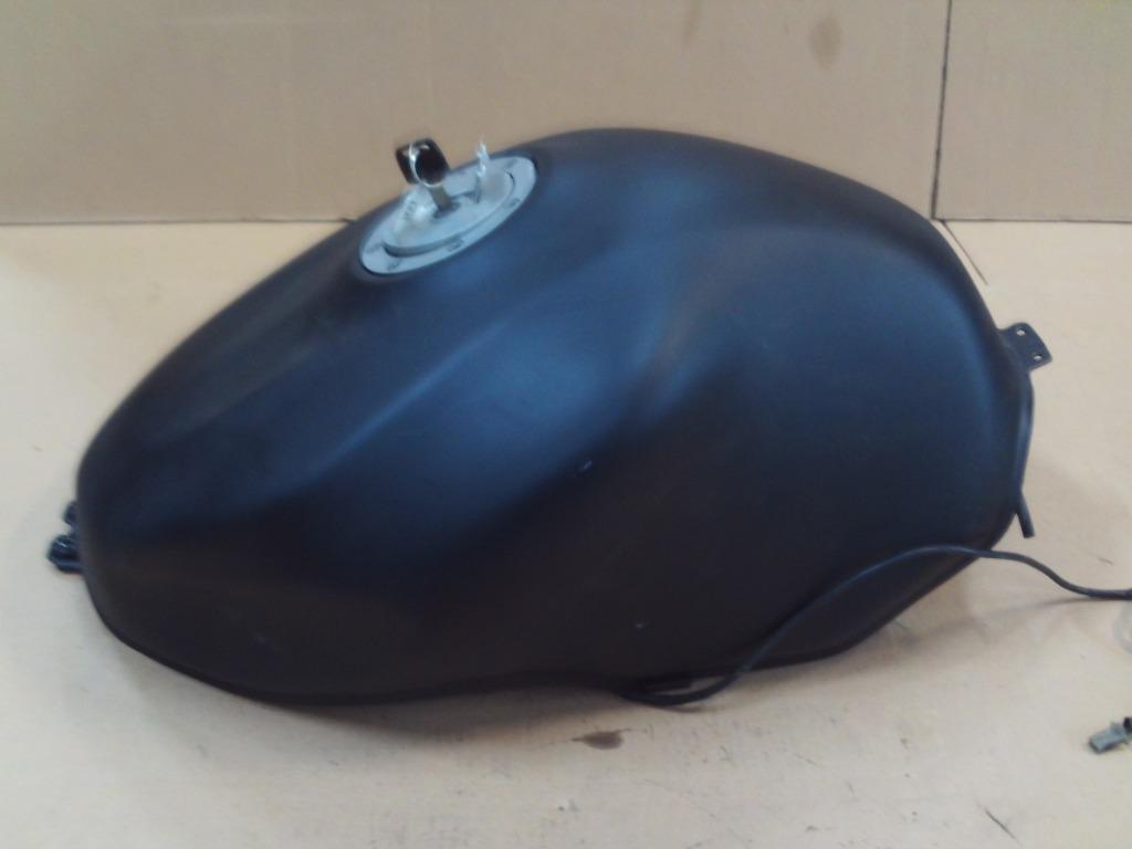 Tank Honda Vtr 1000 Firestorm bj96-00, Motoren, Onderdelen | Honda, Ophalen of Verzenden, Gebruikt