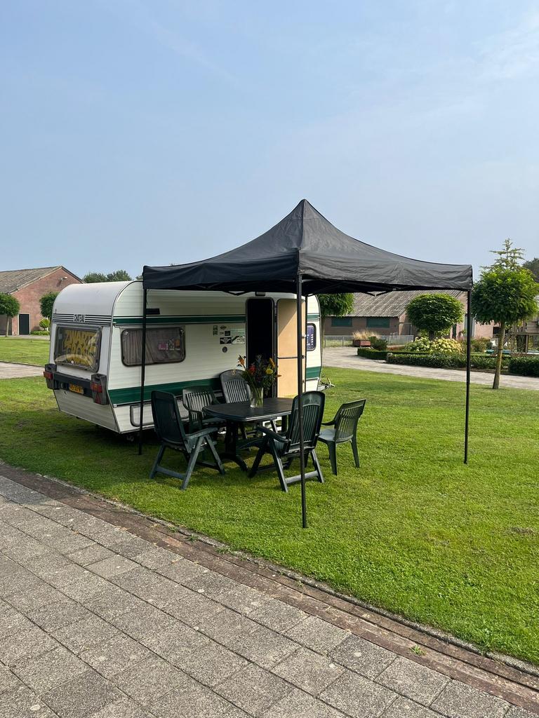Te huur: festivalcaravan, Ophalen, Gebruikt, Tot en met 4