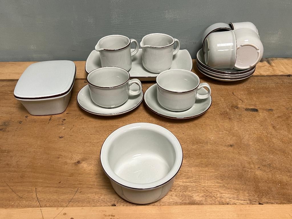 Vintage Figgjo Flint Norway servies kopjes roomstel etc, Gebruikt, Ophalen of Verzenden, Overige stijlen, Aardewerk