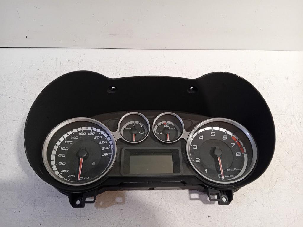Cockpit Alfa Romeo MiTo, Onderdelen@venauto.nl, Van der Ven Autorecycling B.V., Gebruikt, Ettenseweg 76, 4706 PB Roosendaal, The Netherlands