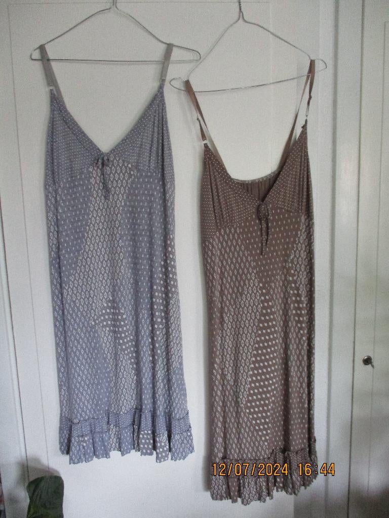 2 leuke zomerjurkjes met spaghettibandjes, Kleding | Dames, Ophalen, Zo goed als nieuw, Overige kleuren, Boven de knie