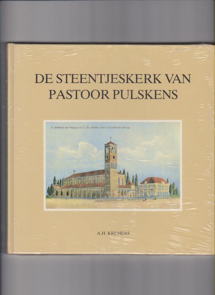 Eindhoven, Steentjeskerk, Pastoor Pulskens, Kerken Eindhoven, Ophalen of Verzenden, 20e eeuw of later, Zo goed als nieuw