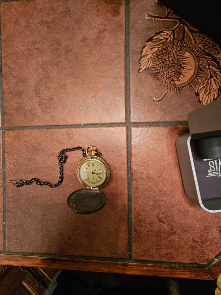 Vintage zakhorloge hanger met ketting – decoratief – religie, Huis en Inrichting, Woonaccessoires | Kamerschermen, Ophalen of Verzenden