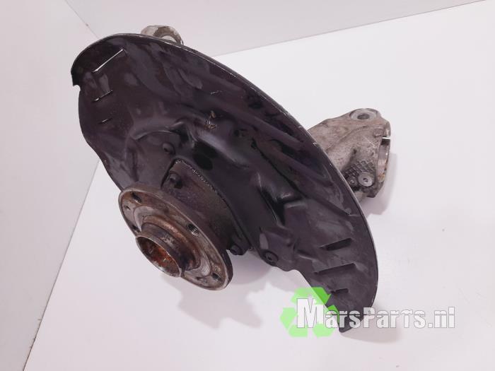 Fusee rechts-voor van een Volkswagen Golf, Gebruikt, -, Volkswagen, -