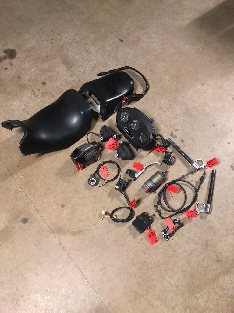 Suzuki GSX 600 F 1988-1997 diverse onderdelen, Gebruikt, ., Ophalen of Verzenden, .