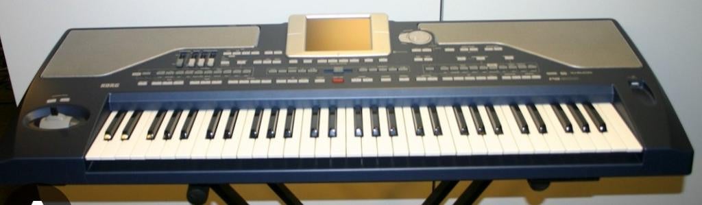 Monteur Korg pa 800, Muziek en Instrumenten, Ophalen of Verzenden, Gebruikt, 61 toetsen, Korg
