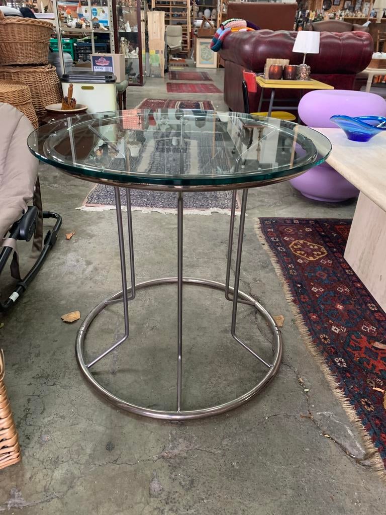 Tafel mooie Bauhaus bijzettafeltje jaren 70 80 stijl., Minder dan 55 cm, Ophalen of Verzenden, Zo goed als nieuw, 60 cm of meer