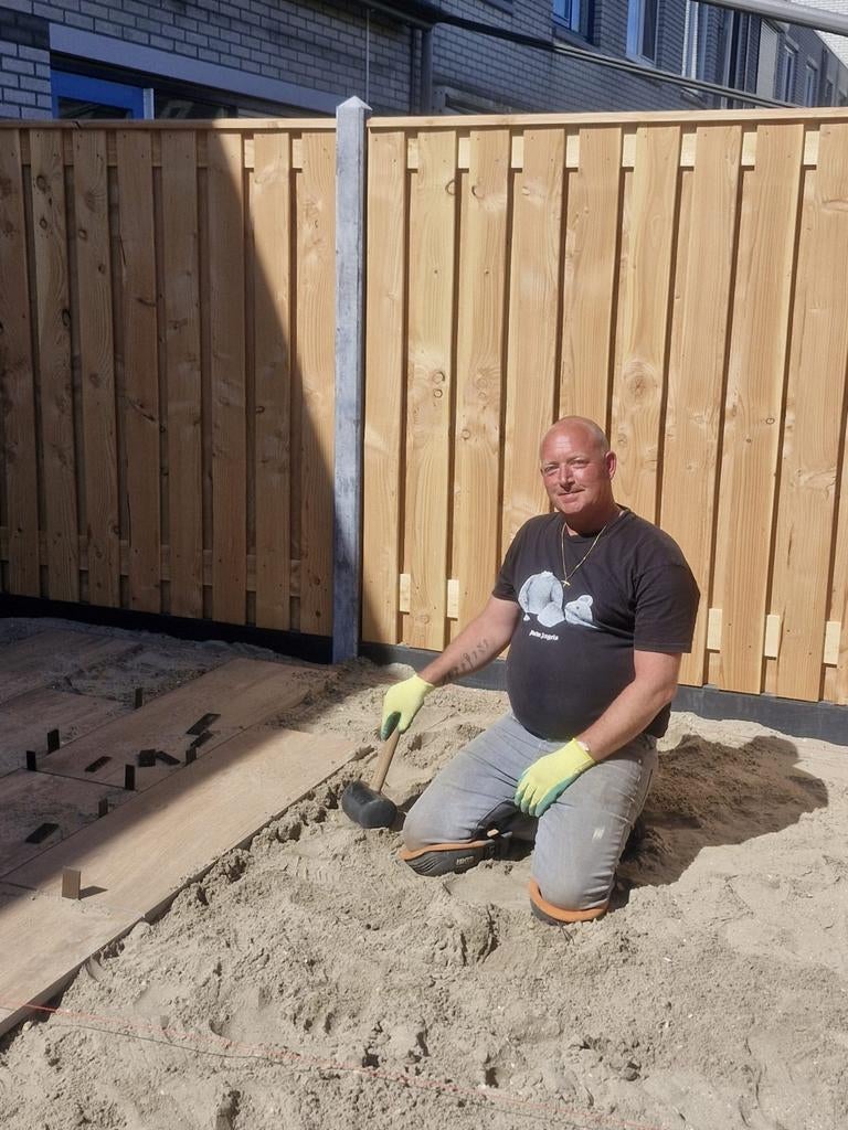 Stratenmaker. Op korte termijn beschikbaar. Denhaag,omgeving, Garantie, Tuin- of Vijveraanleg