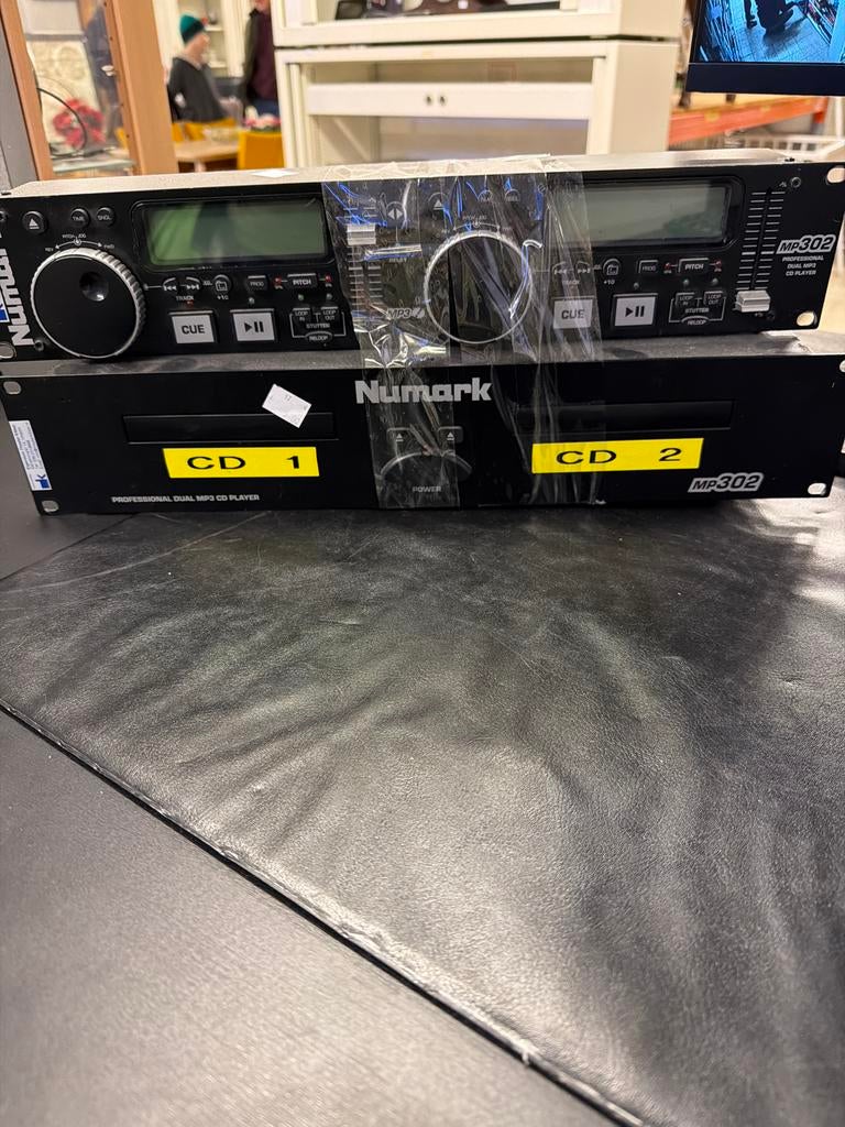 Numark MP302 Dubbele CD Speler - Professioneel, Audio, Tv en Foto, Professionele Audio-, Tv- en Video-apparatuur, Gebruikt, Audio