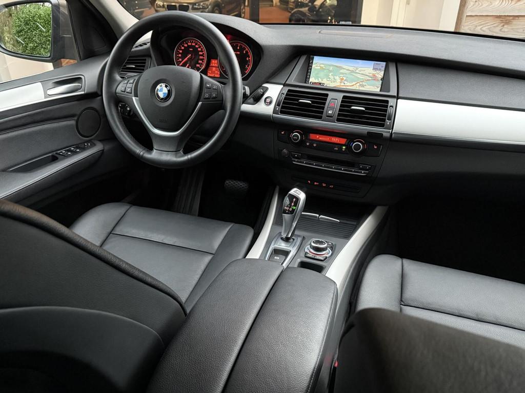 BMW X5 xDrive35i High Executive, Auto's, BMW, Automaat, Navigatiesysteem, Gebruikt, Bruin