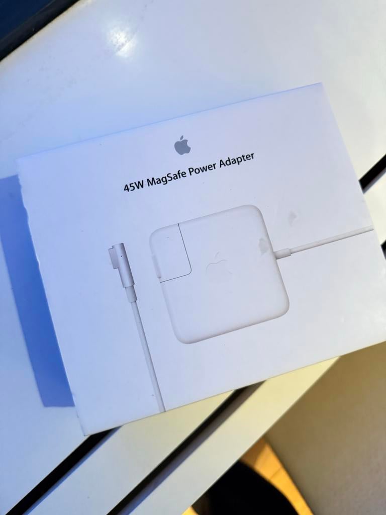 Apple MagSafe Adapter - Nieuw!, Computers en Software, Laptop-opladers, Nieuw, Ophalen of Verzenden