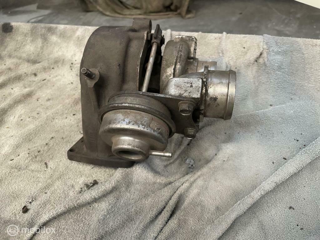 Turbo Volkswagen Crafter 2.5TDI ('06-'16) 076 145 702R, Ophalen of Verzenden, Gebruikt, Volkswagen