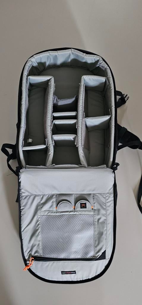Lowepro Cameratas - Ideaal voor fotografen, Ophalen of Verzenden, Zo goed als nieuw, Rugtas, Lowepro