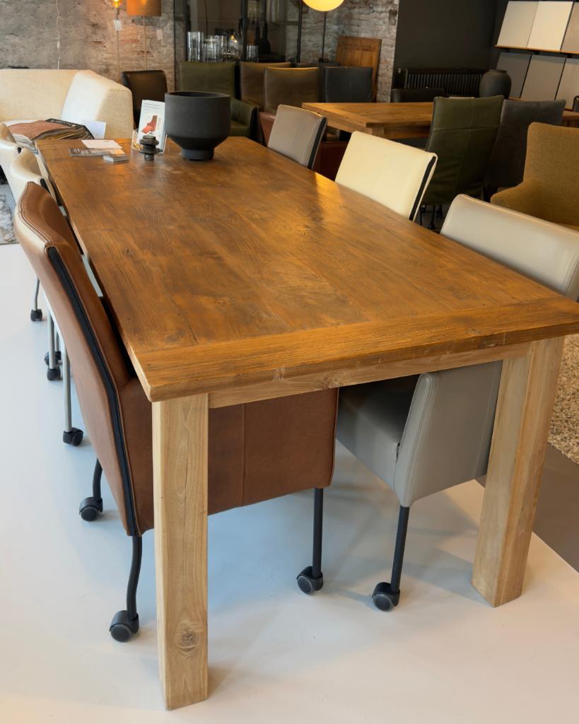 Houten eettafel Floris 240x100 cm | Woonloods, Teakhout, Vijf personen of meer, Rechthoekig, Nieuw