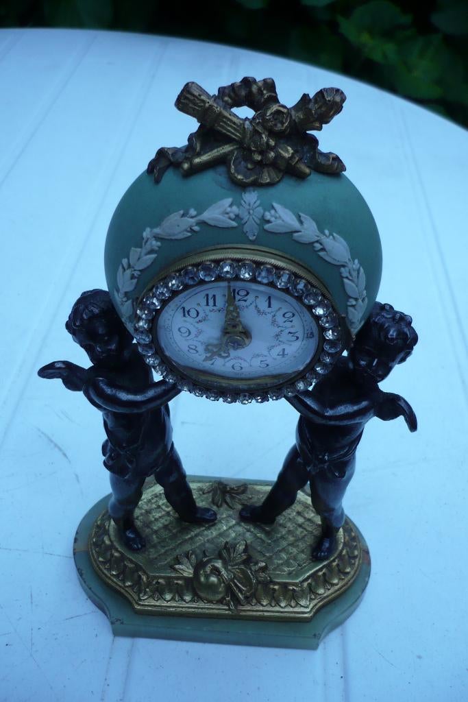 Fraaie unieke zeer zeldzame puntgave antieke mini pendule, Antiek en Kunst, Antiek | Klokken, Ophalen of Verzenden